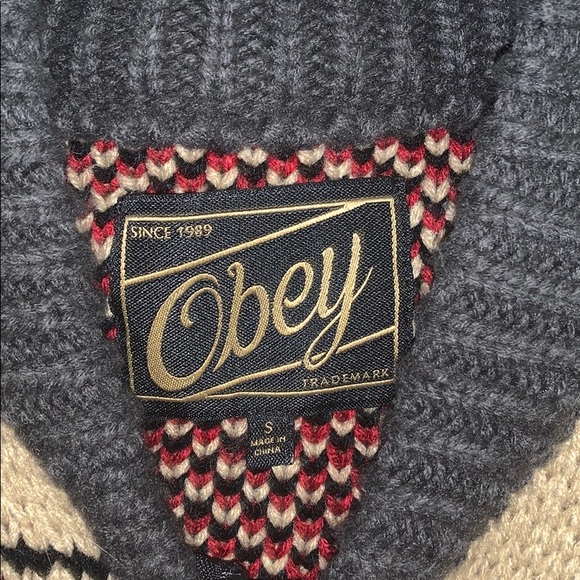 Women’s Obey Oversized sweater - Picture 3 of 3